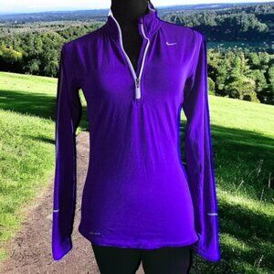NIKE Dri Fit ( XS ) Running Zip Up Jacket in Purple